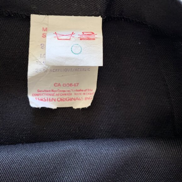 Women's Vintage Pleated Skirt by Fersten - Black - Size 8 - Made in Canada - Picture 7 of 9